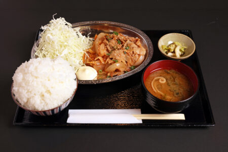 『食堂のがみ』7月限定定食のご案内。